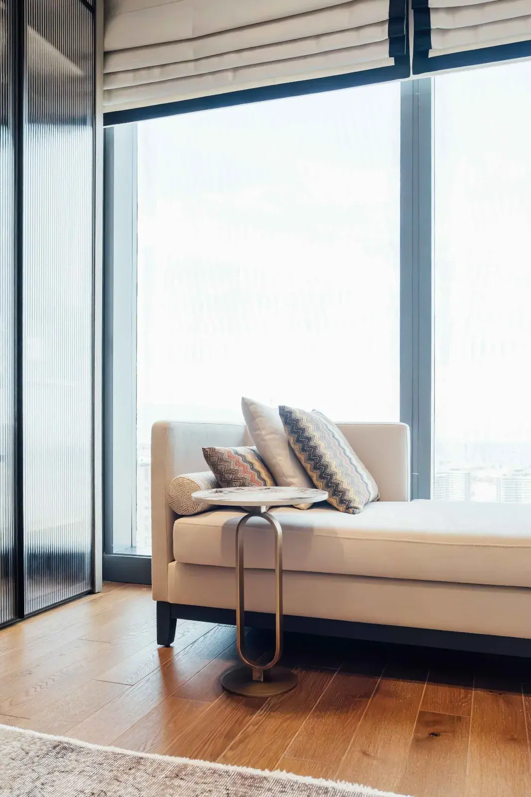 Window seat and lounge corner — Izmir Villa III, Izmir
